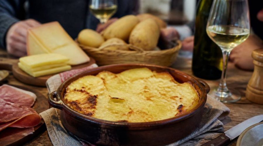 Plat typique français par région : les spécialités culinaires à découvrir en voyage